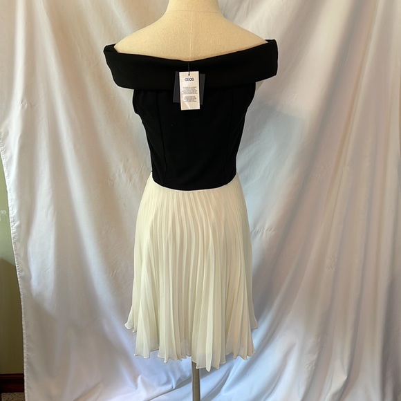 ASOS Cowl Black and White Pleated Party Dress - Picture 4 of 6